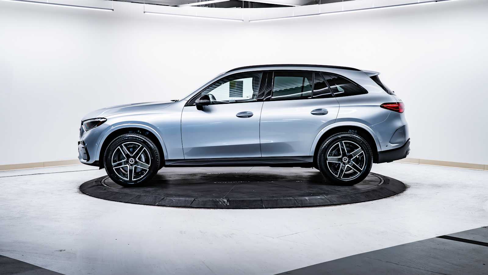 used 2025 Mercedes-Benz GLC 300 car, priced at $50,598