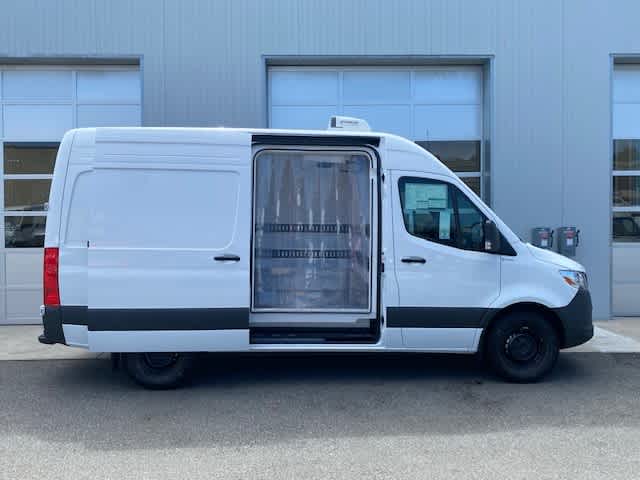 new 2024 Mercedes-Benz Sprinter car