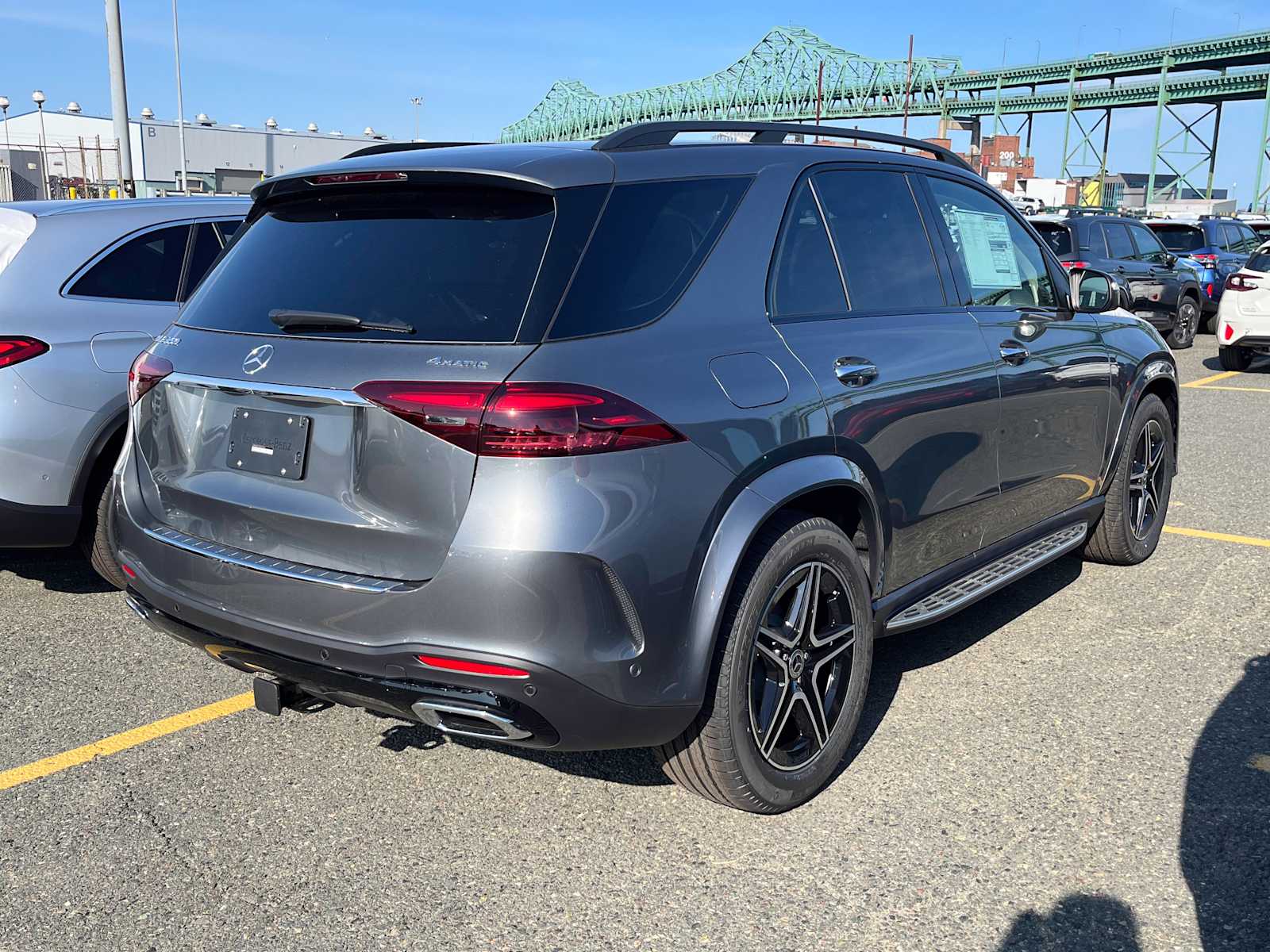 new 2025 Mercedes-Benz GLE 350 car