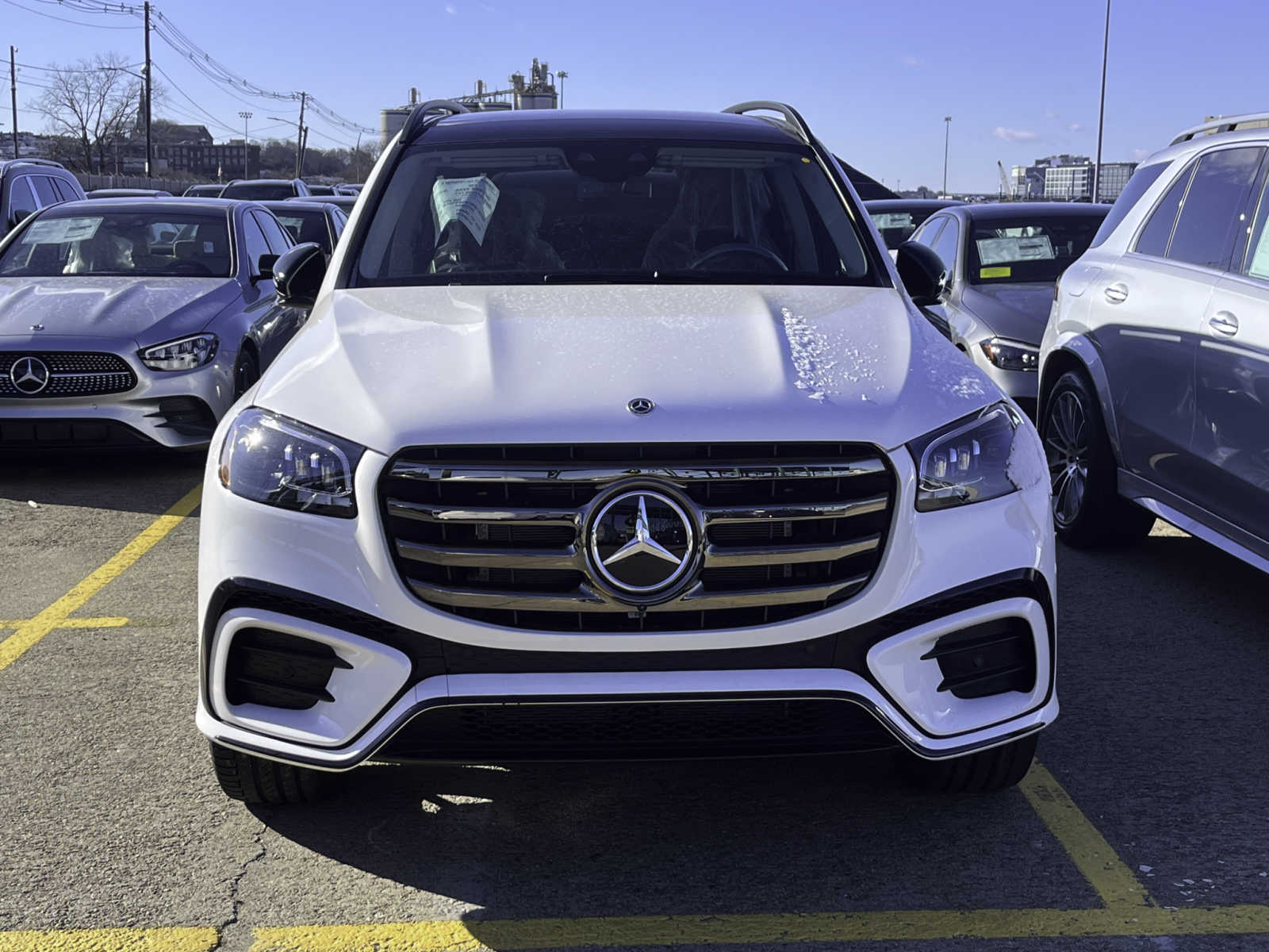 new 2024 Mercedes-Benz GLS 580 car