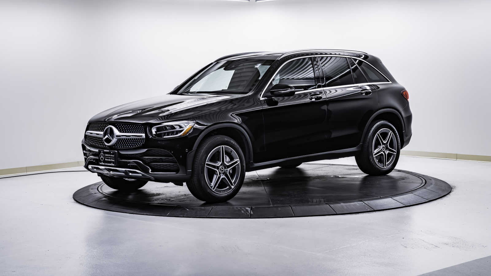 used 2022 Mercedes-Benz GLC 300 car, priced at $38,998