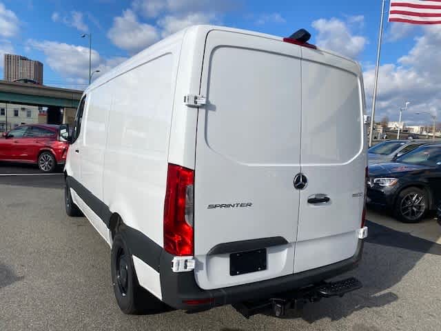 new 2025 Mercedes-Benz Sprinter car