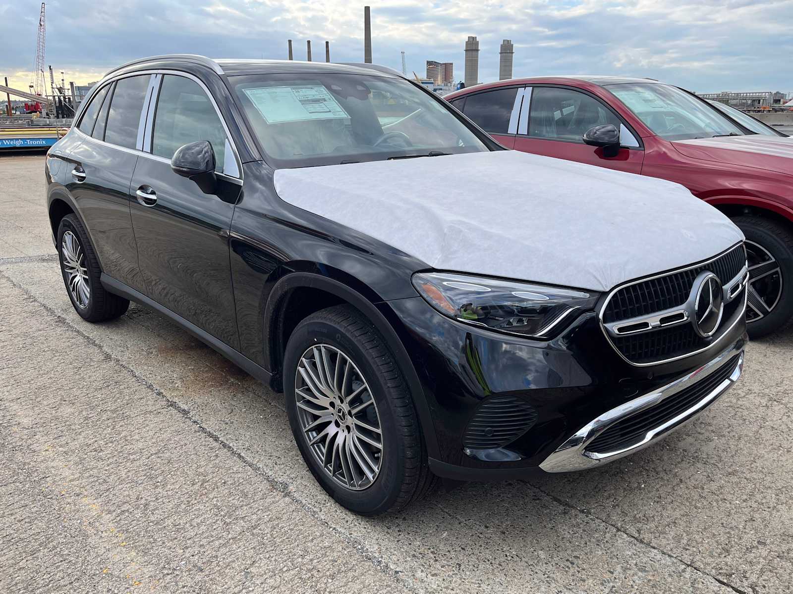 new 2025 Mercedes-Benz GLC 300 car