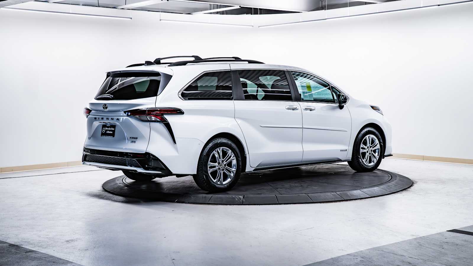 used 2021 Toyota Sienna car, priced at $39,898