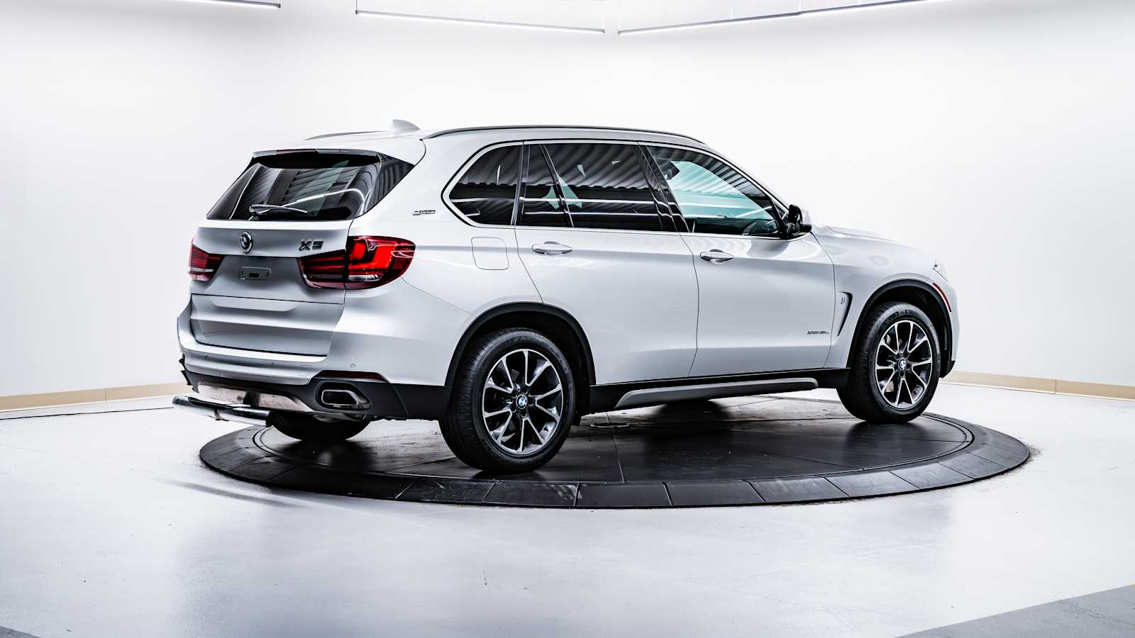 used 2018 BMW X5 eDrive car, priced at $21,498