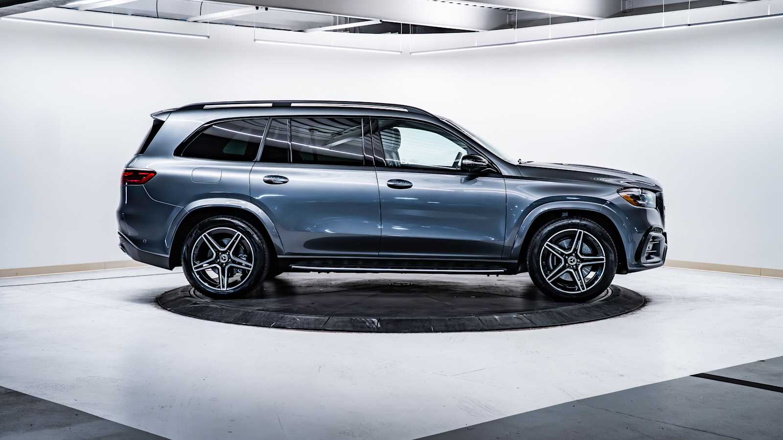 used 2025 Mercedes-Benz GLS 450 car, priced at $89,698