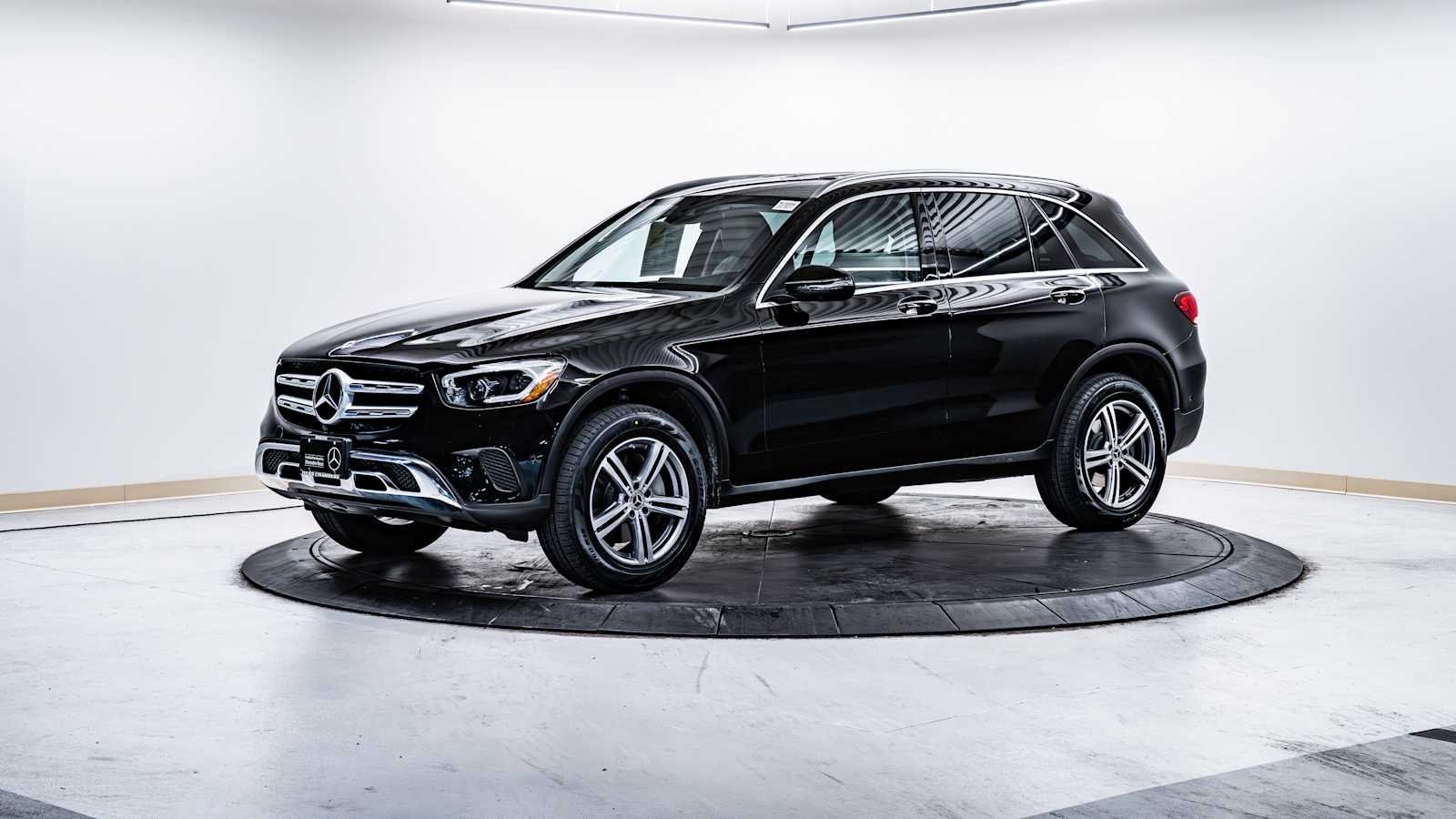 used 2022 Mercedes-Benz GLC 300 car, priced at $33,998