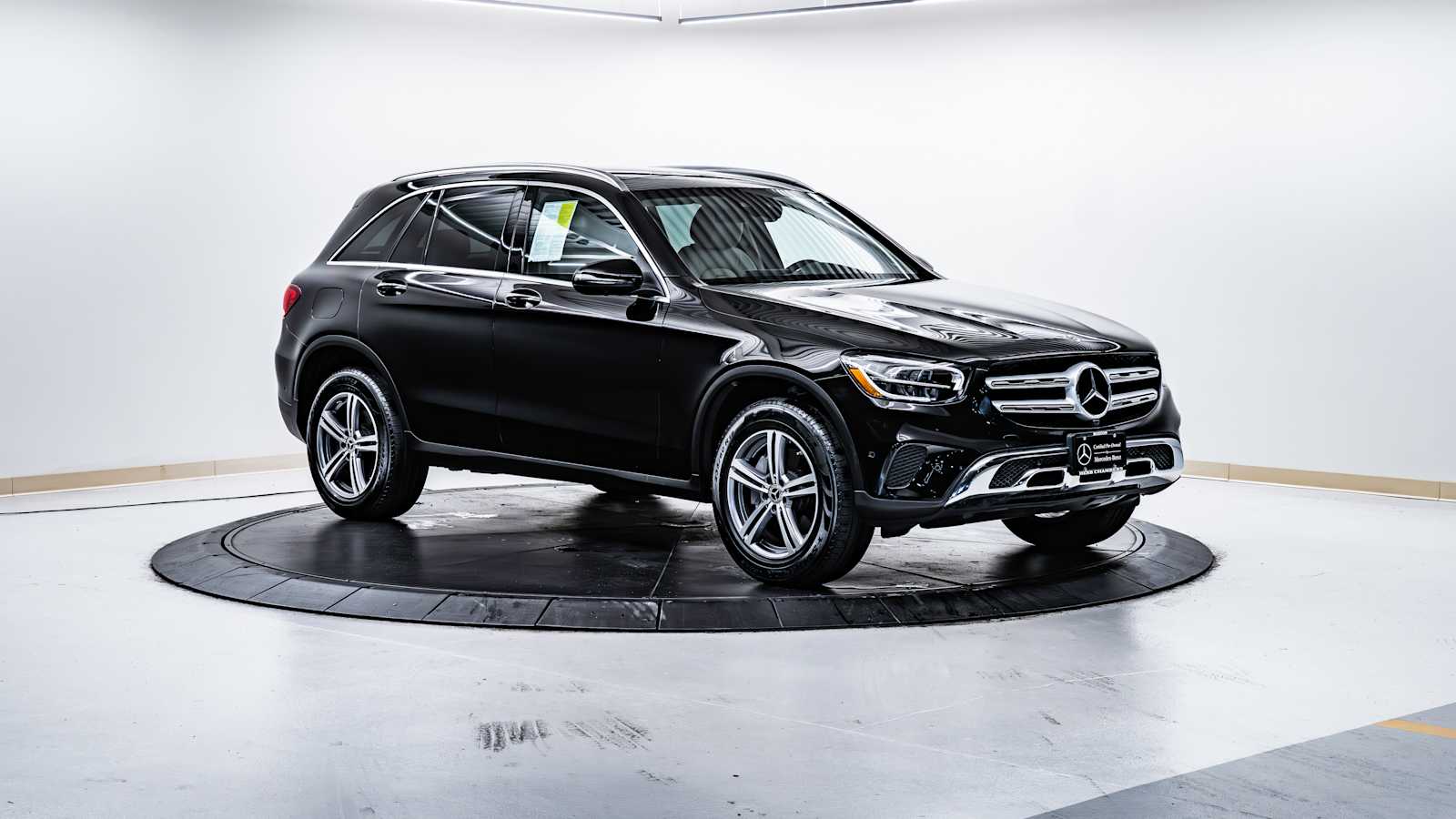 used 2022 Mercedes-Benz GLC 300 car, priced at $38,804