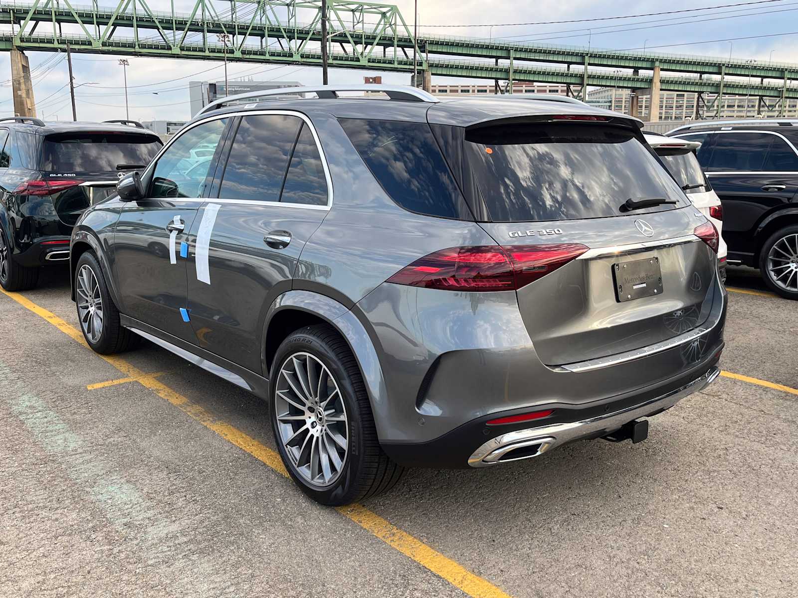 new 2025 Mercedes-Benz GLE 350 car