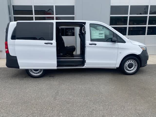 new 2023 Mercedes-Benz Metris car