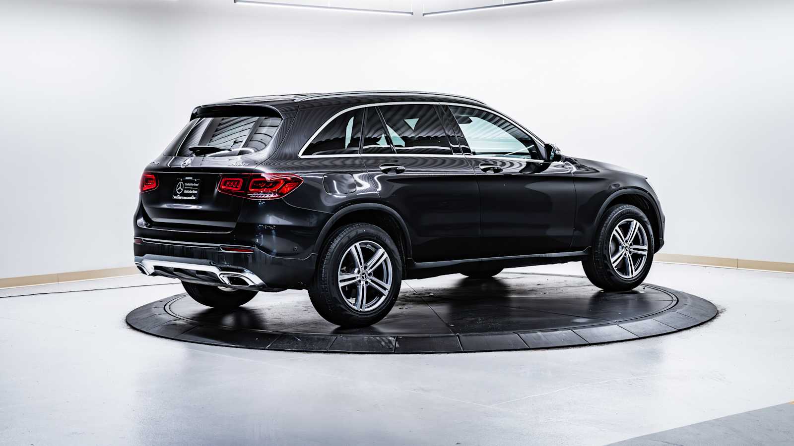 used 2022 Mercedes-Benz GLC 300 car, priced at $35,908