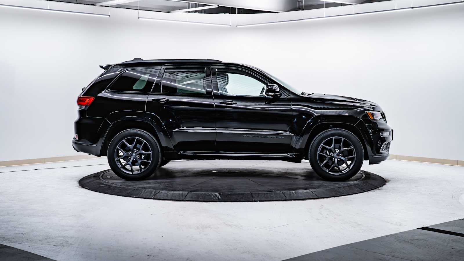 used 2019 Jeep Grand Cherokee car, priced at $25,998