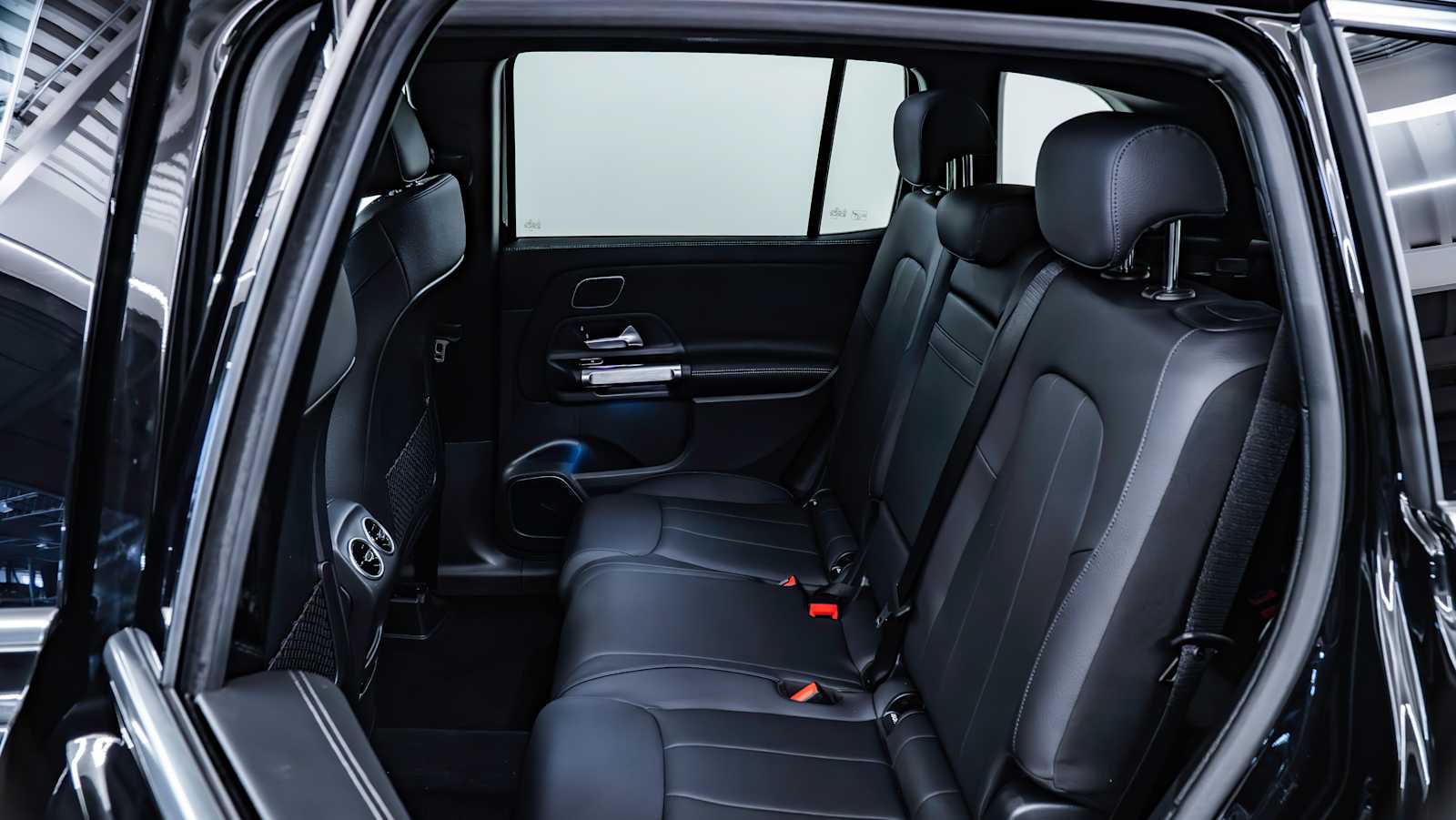 used 2025 Mercedes-Benz GLB 250 car, priced at $47,798