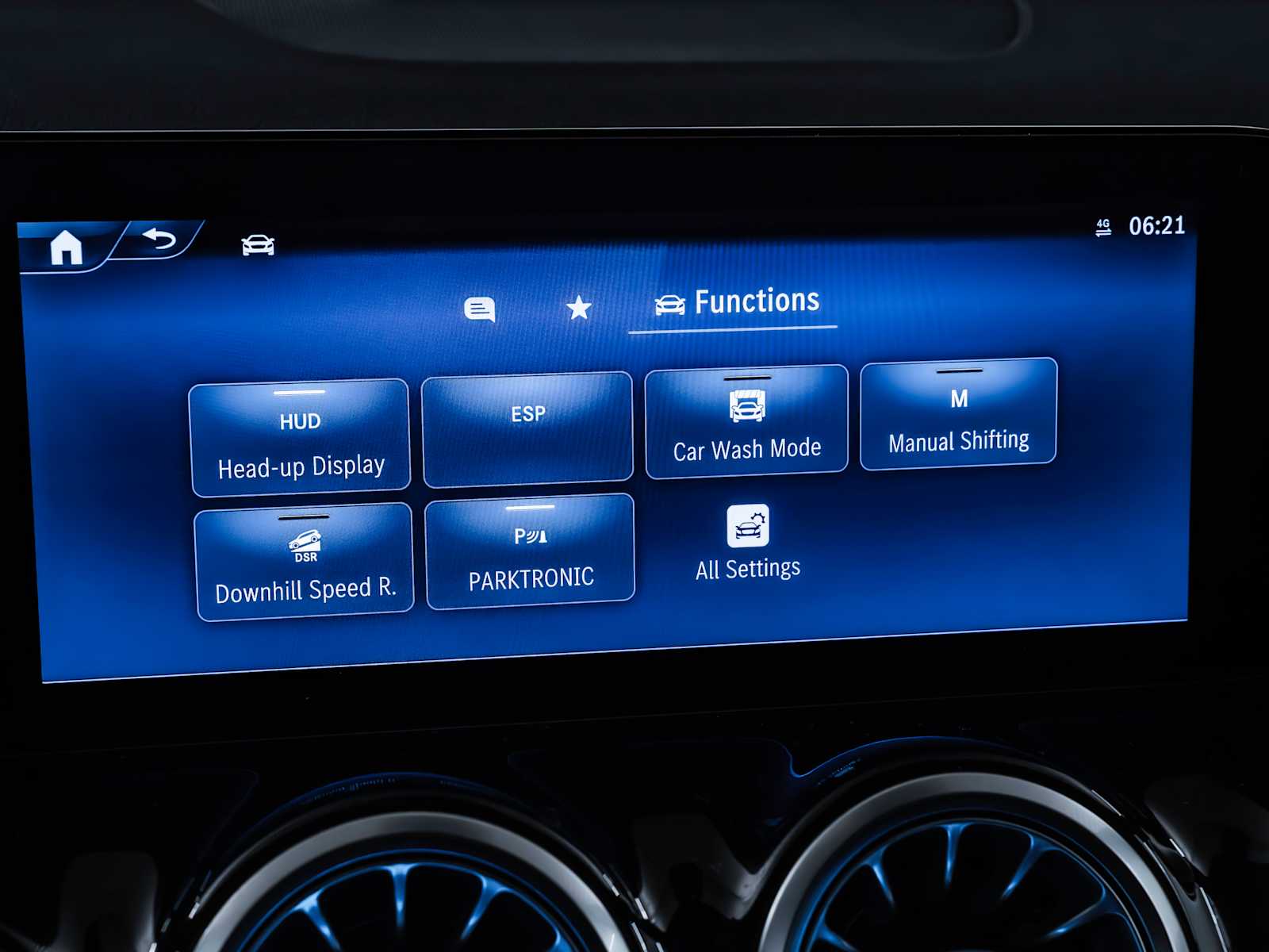 used 2025 Mercedes-Benz GLA 250 car, priced at $50,398