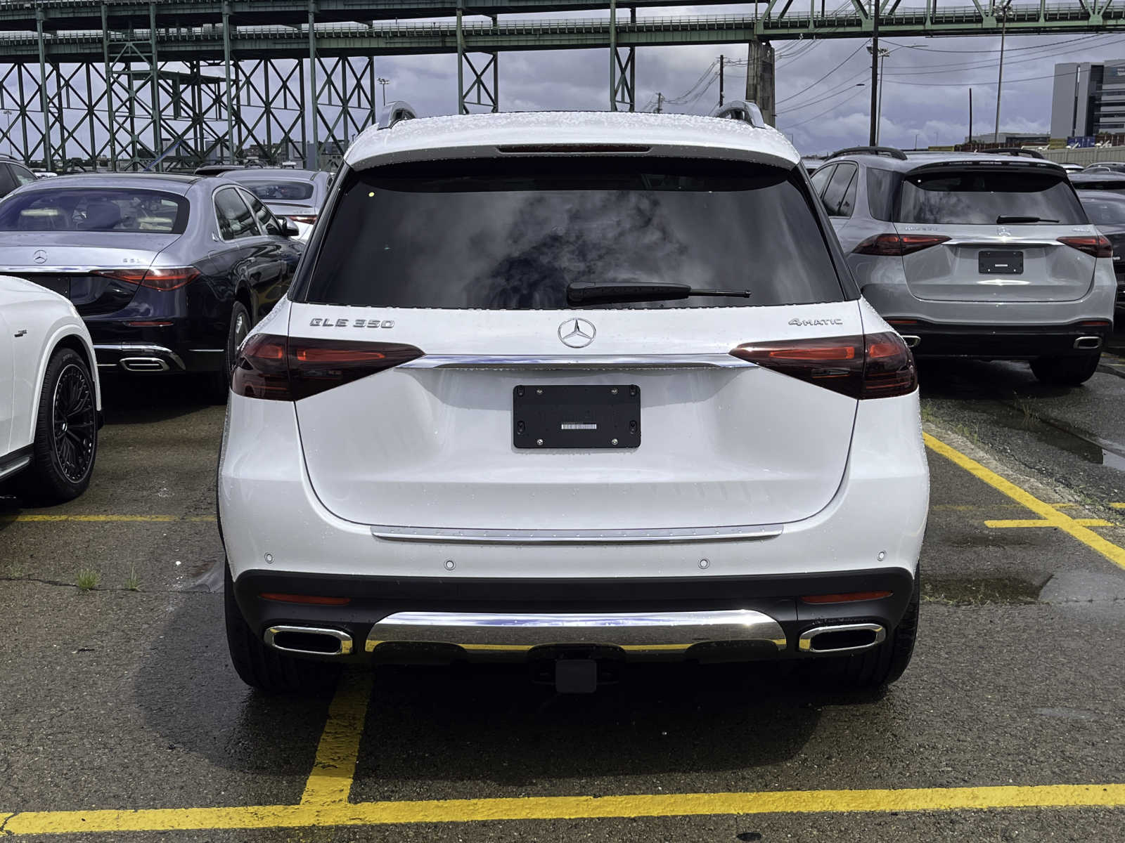 new 2024 Mercedes-Benz GLE 350 car