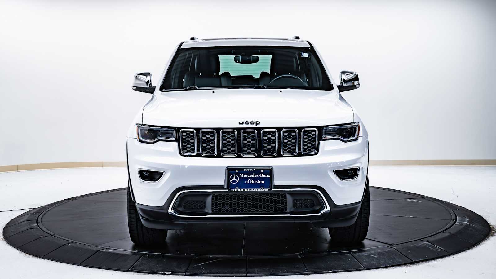 used 2019 Jeep Grand Cherokee car, priced at $22,498