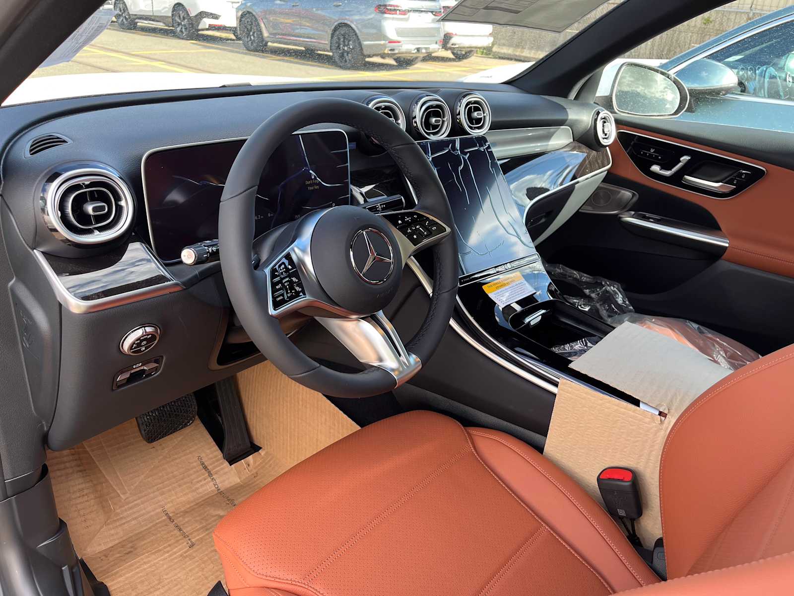new 2025 Mercedes-Benz GLC 300 car