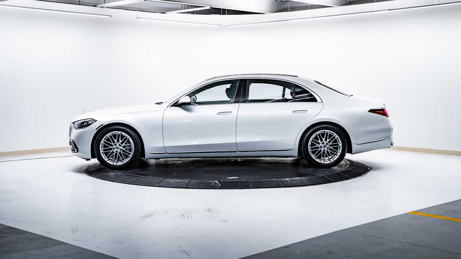 used 2021 Mercedes-Benz S-Class car, priced at $69,540