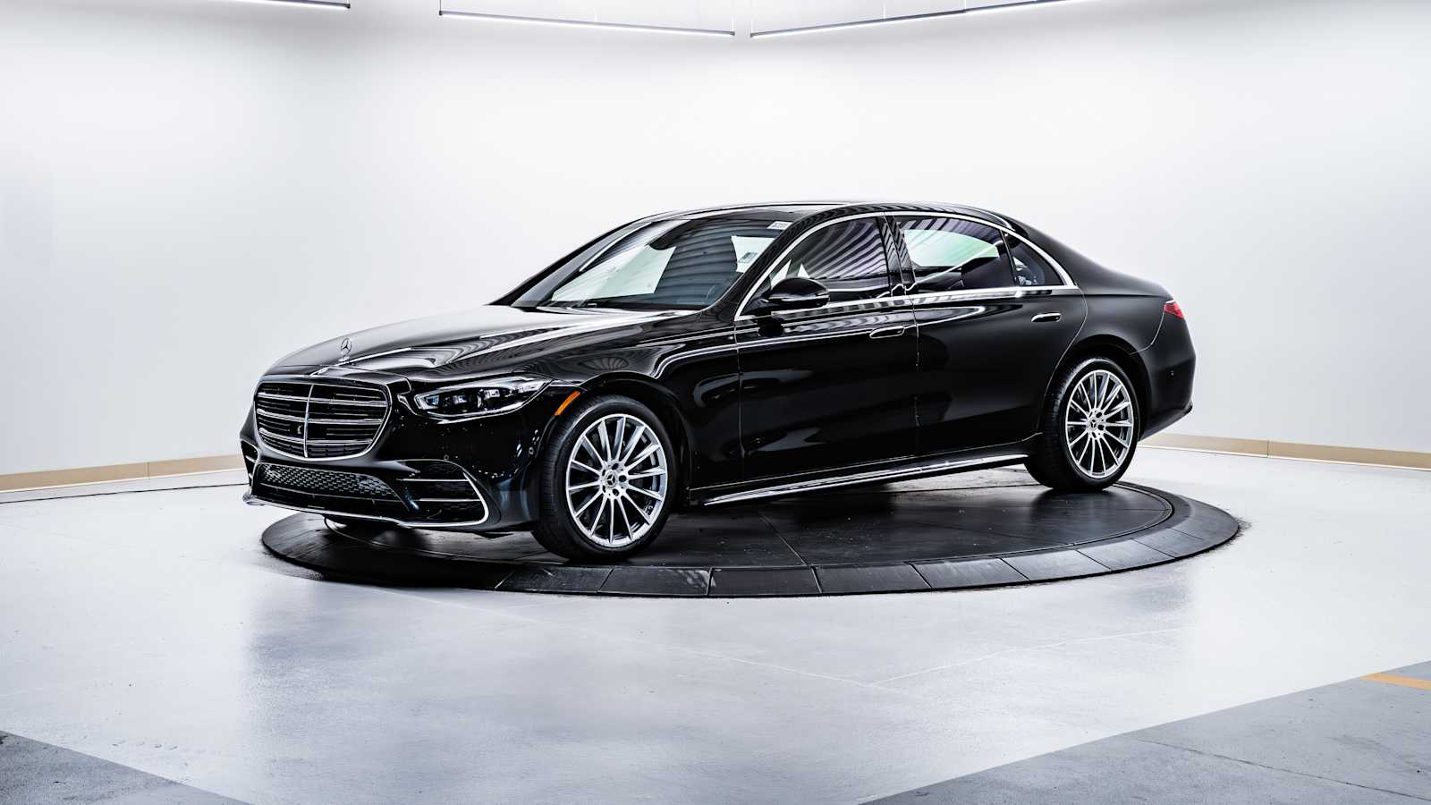 used 2021 Mercedes-Benz S-Class car, priced at $72,230