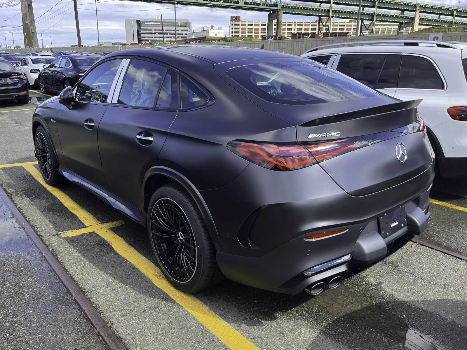 new 2024 Mercedes-Benz AMG GLC 43 car