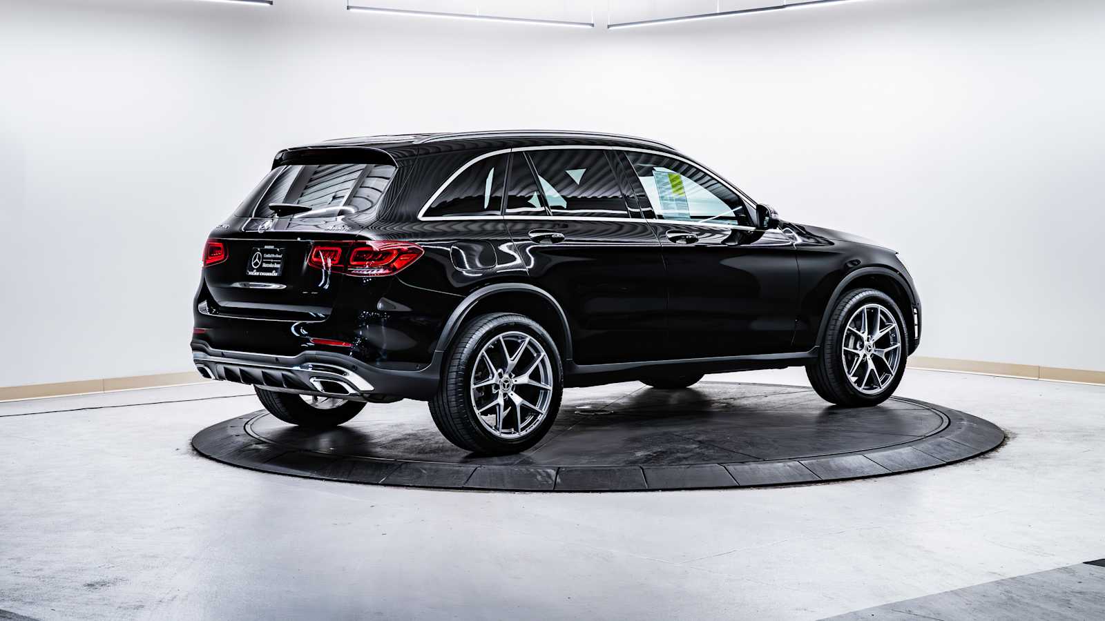 used 2022 Mercedes-Benz GLC 300 car, priced at $35,998