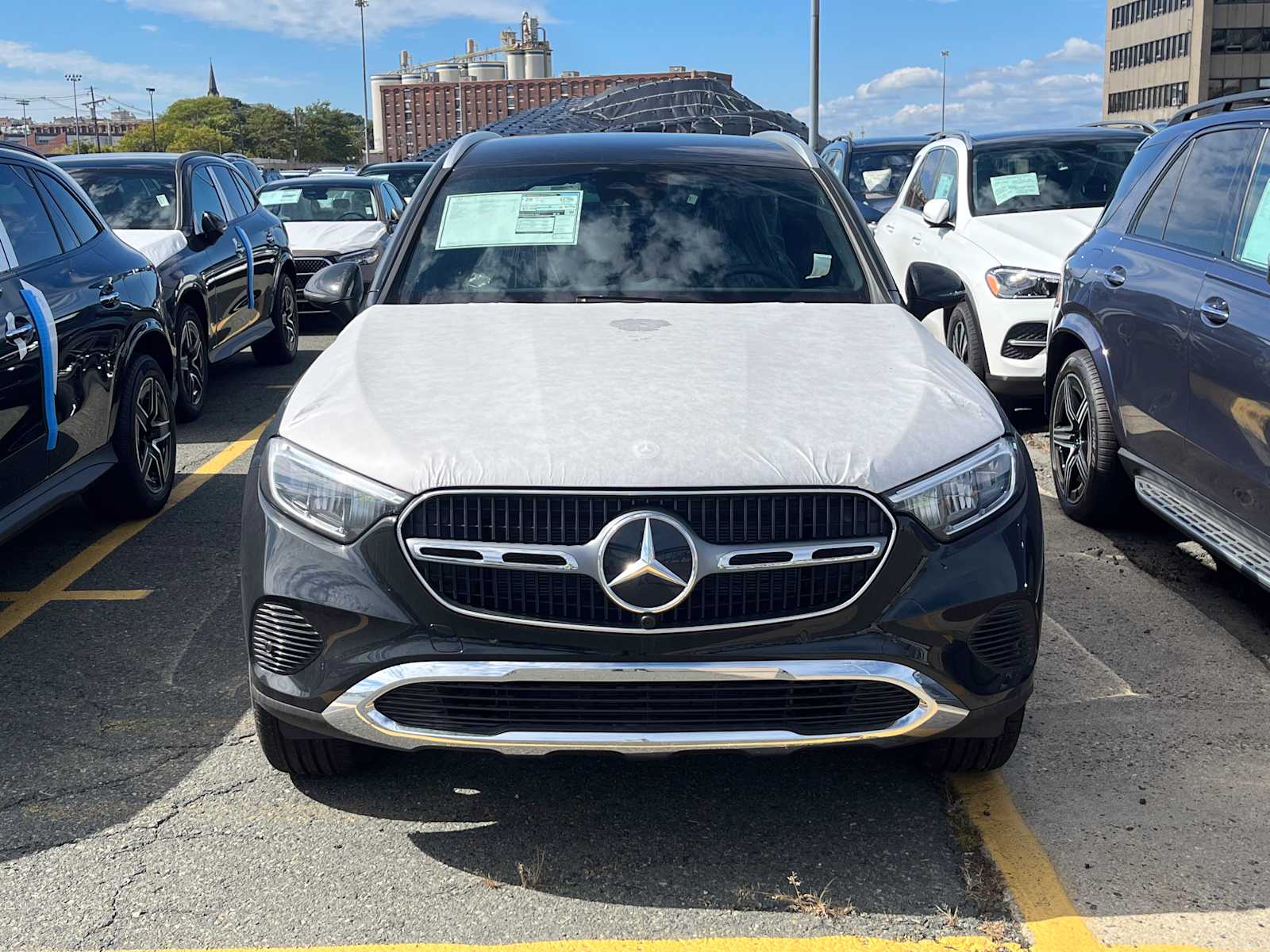 new 2025 Mercedes-Benz GLC 300 car