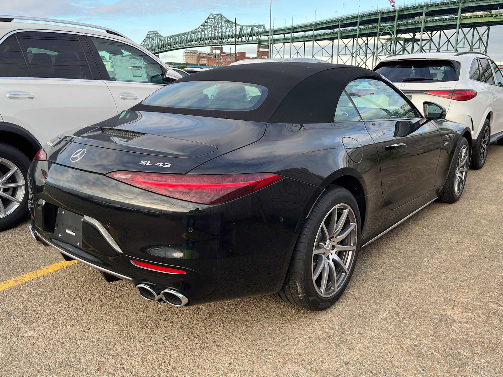 new 2025 Mercedes-Benz AMG SL 43 car