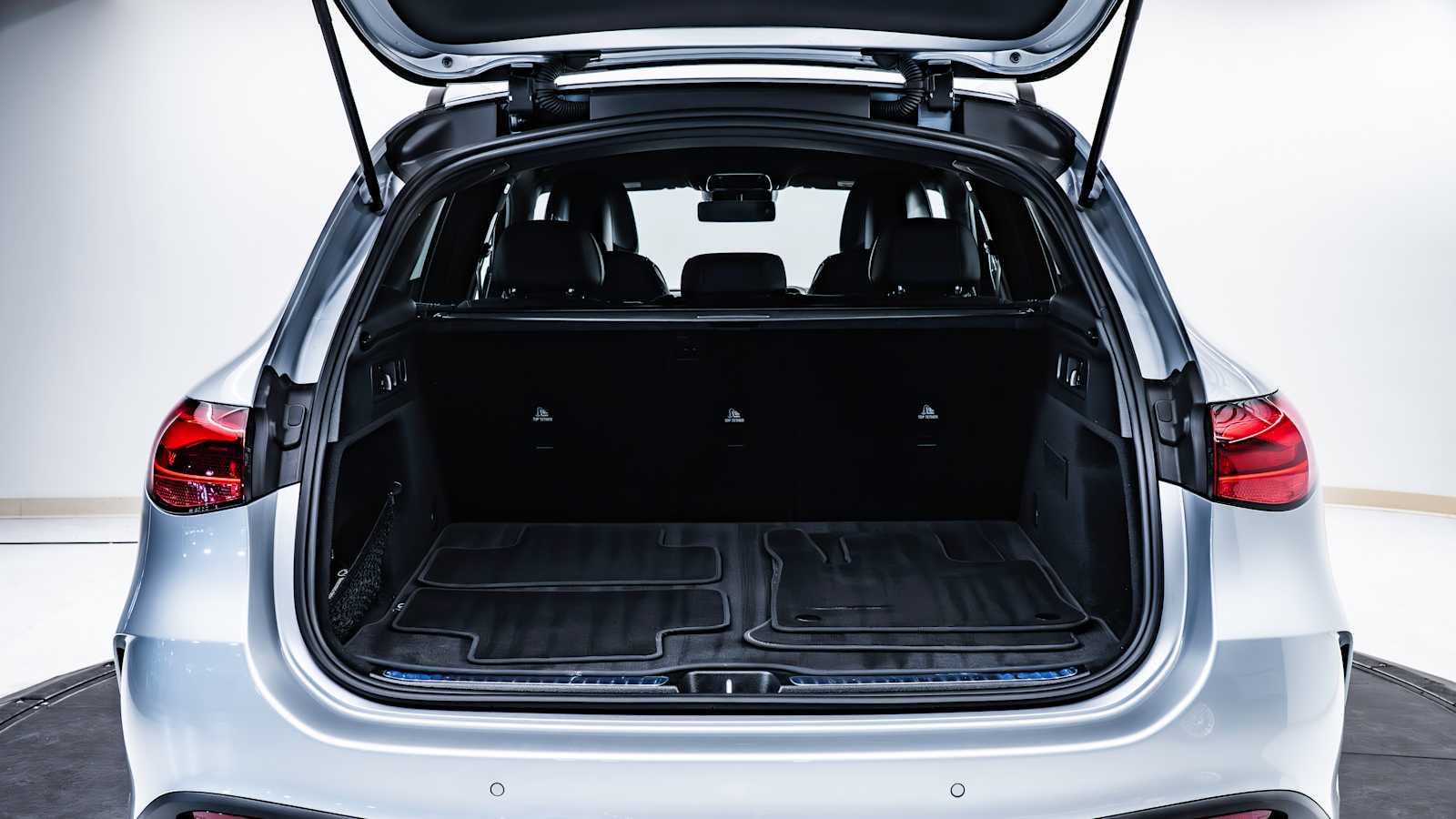 used 2025 Mercedes-Benz GLC 300 car, priced at $50,598