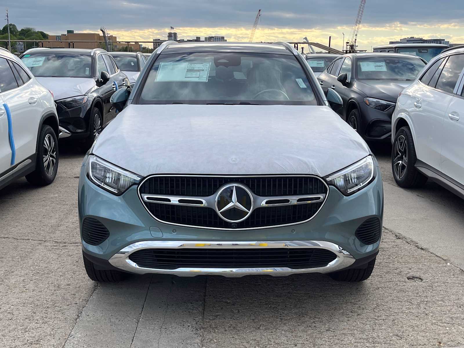 new 2025 Mercedes-Benz GLC 300 car