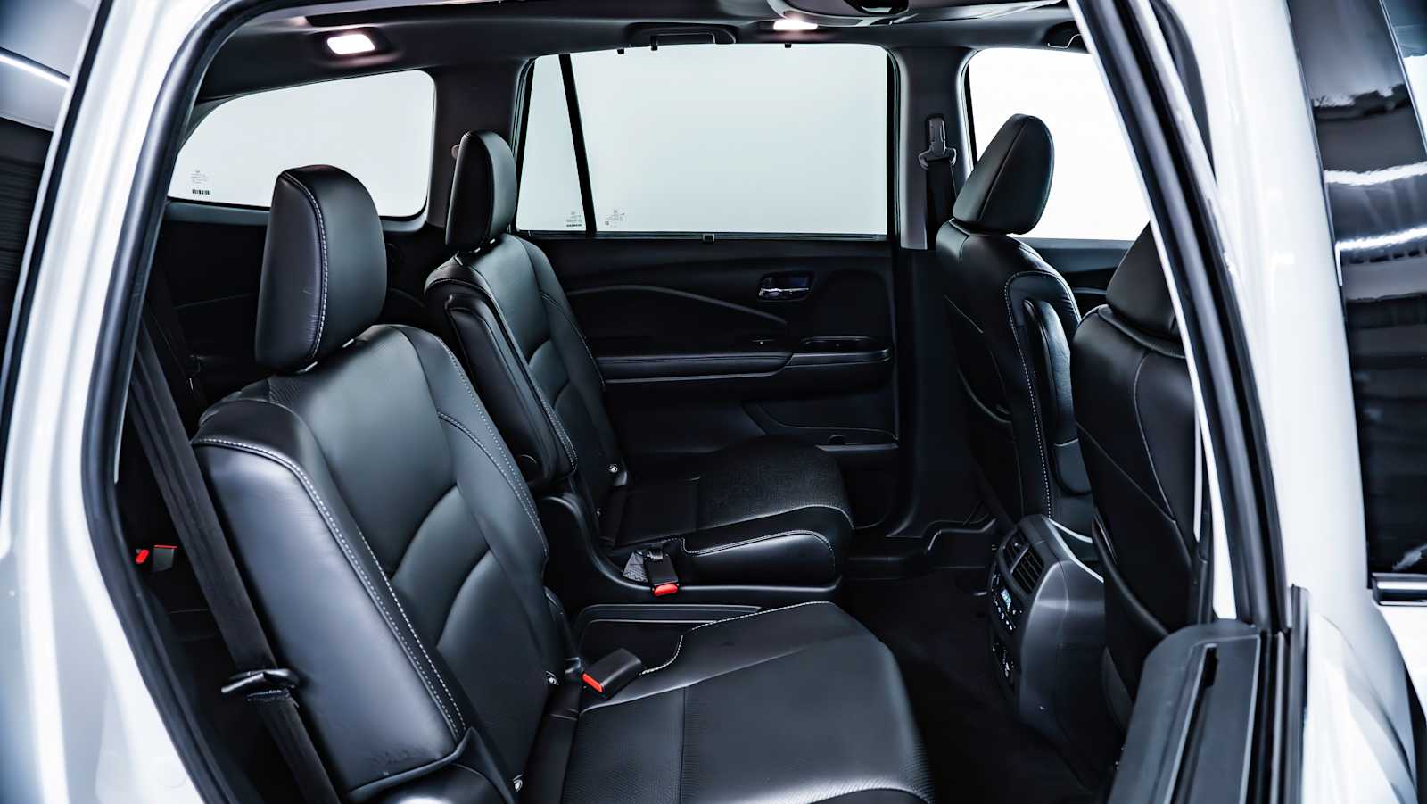 used 2021 Honda Pilot car, priced at $29,998