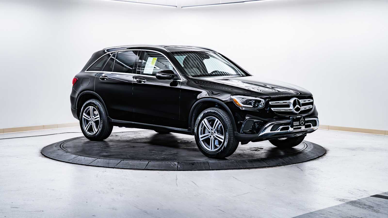used 2022 Mercedes-Benz GLC 300 car, priced at $33,998