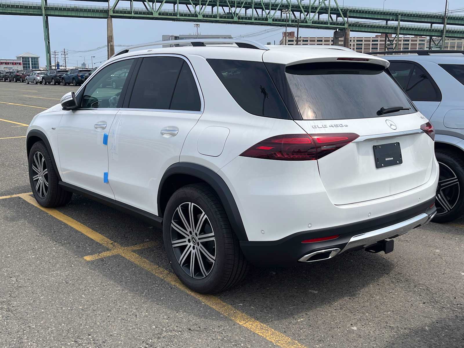 new 2025 Mercedes-Benz GLE 450e Plug-In Hybrid car