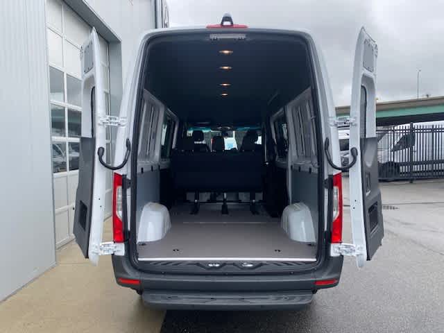 new 2025 Mercedes-Benz Sprinter car