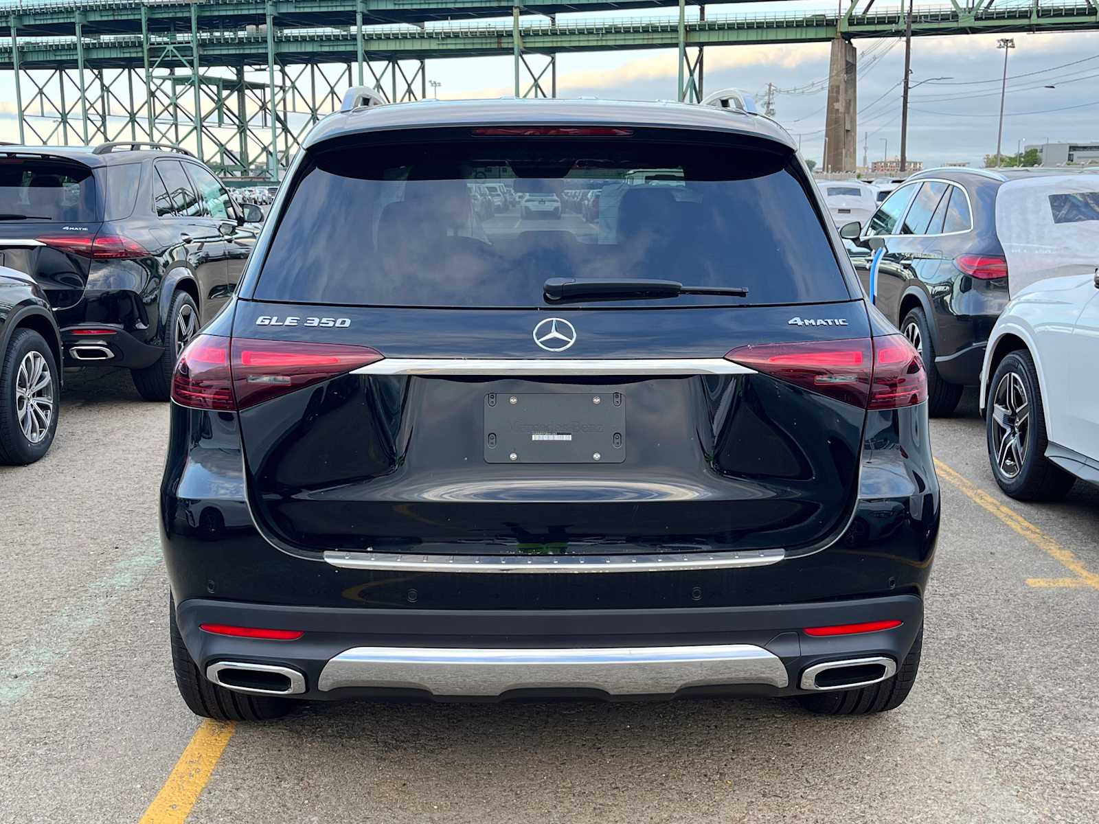new 2025 Mercedes-Benz GLE 350 car
