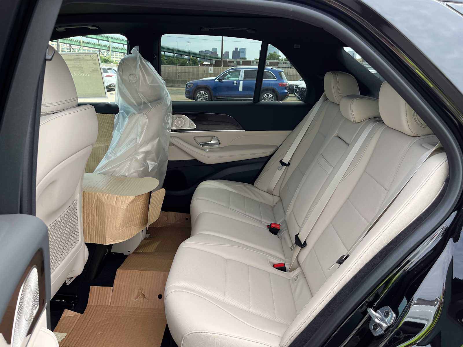 new 2025 Mercedes-Benz GLE 450 car