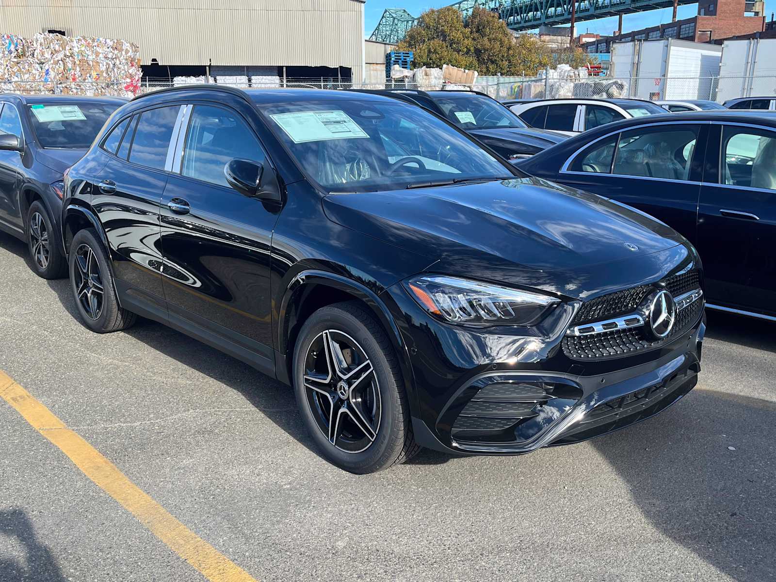 new 2025 Mercedes-Benz GLA 250 car