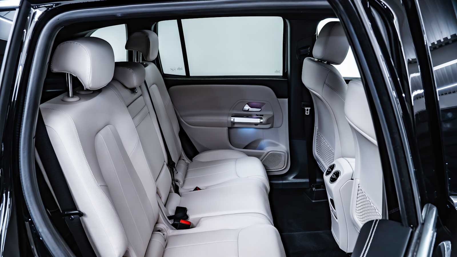 used 2025 Mercedes-Benz GLB 250 car, priced at $45,768
