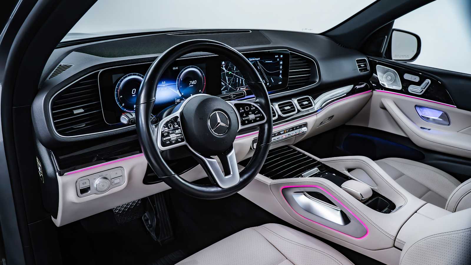 used 2021 Mercedes-Benz GLE 350 car, priced at $37,898
