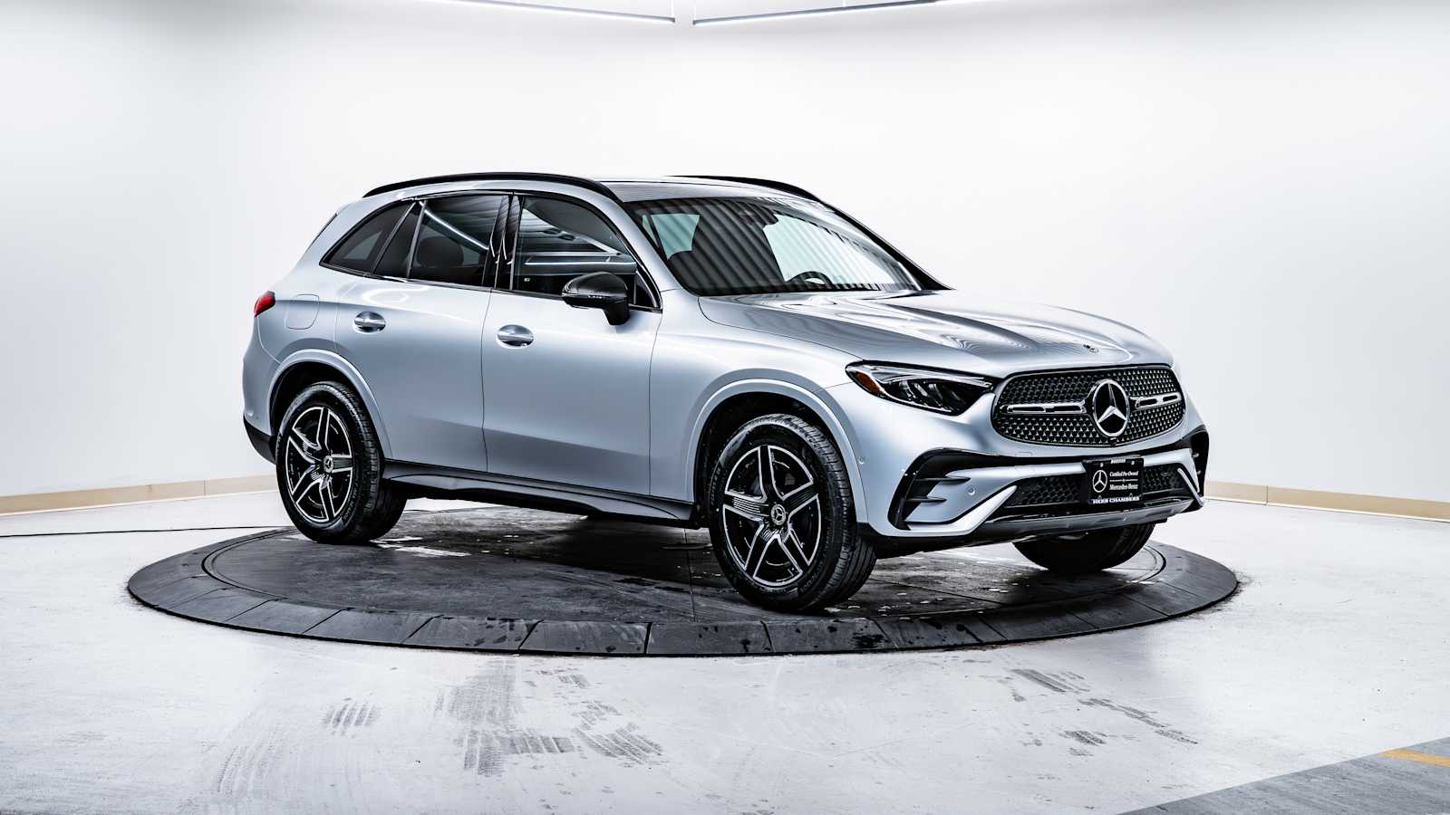 used 2025 Mercedes-Benz GLC 300 car, priced at $52,876