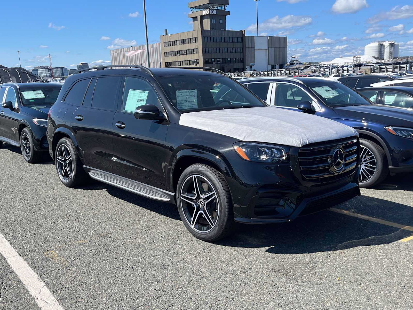 new 2025 Mercedes-Benz GLS 450 car