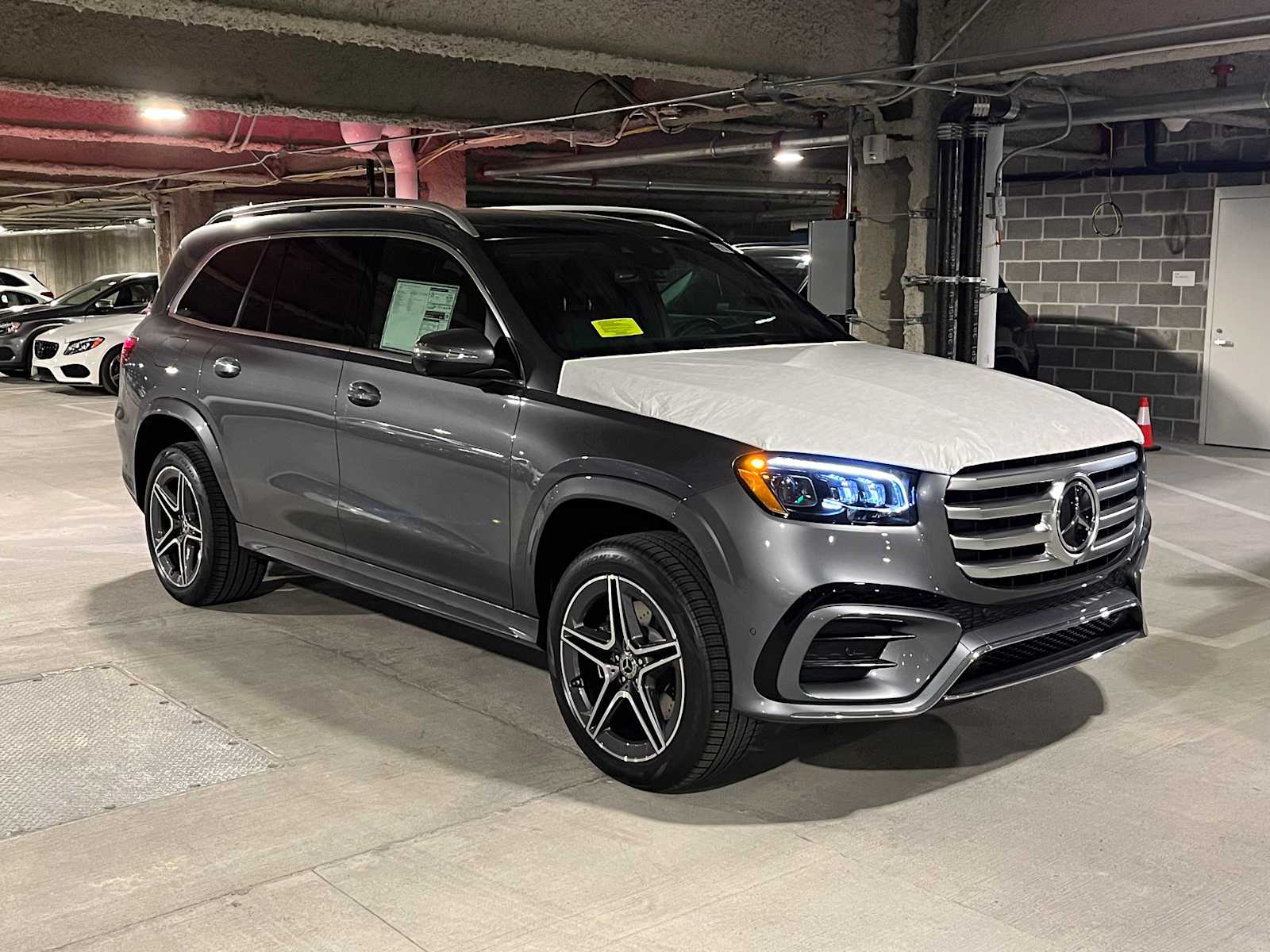 new 2025 Mercedes-Benz GLS 450 car