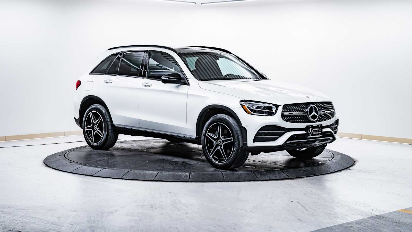 used 2021 Mercedes-Benz GLC 300 car, priced at $34,412