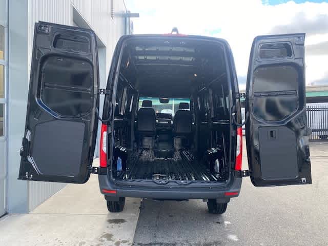 new 2024 Mercedes-Benz Sprinter car