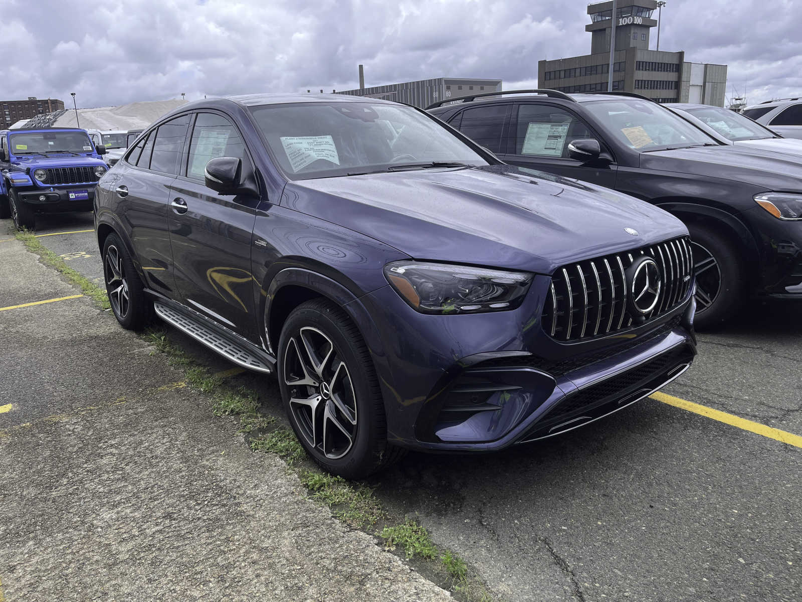 new 2024 Mercedes-Benz AMG GLE 53 car