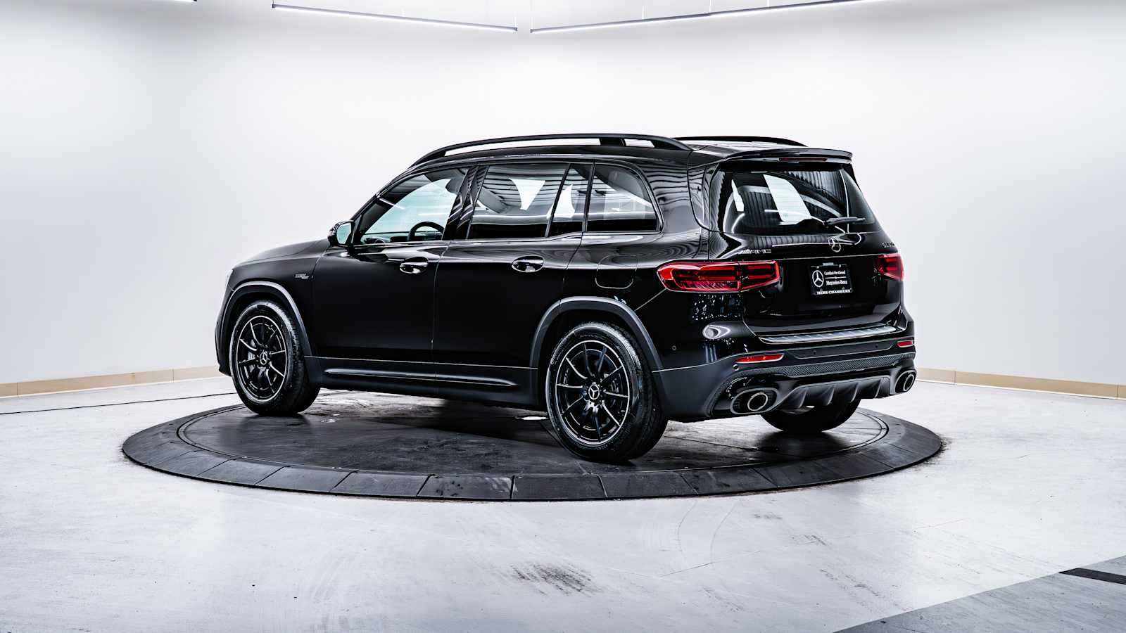 used 2025 Mercedes-Benz AMG GLB 35 car, priced at $59,998