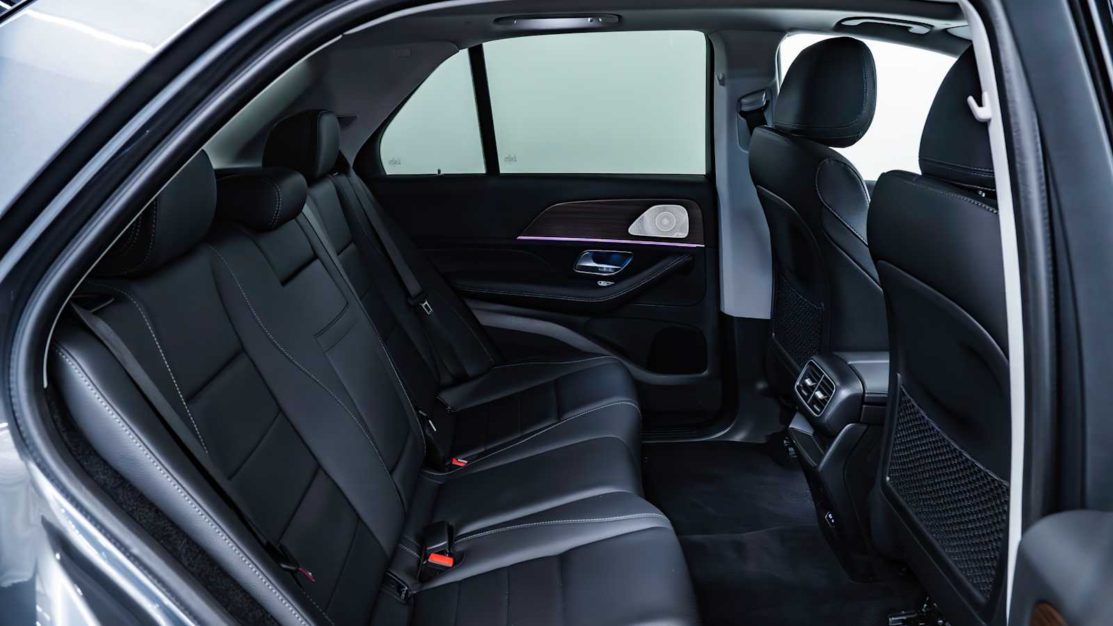 used 2025 Mercedes-Benz GLE 350 car, priced at $65,998