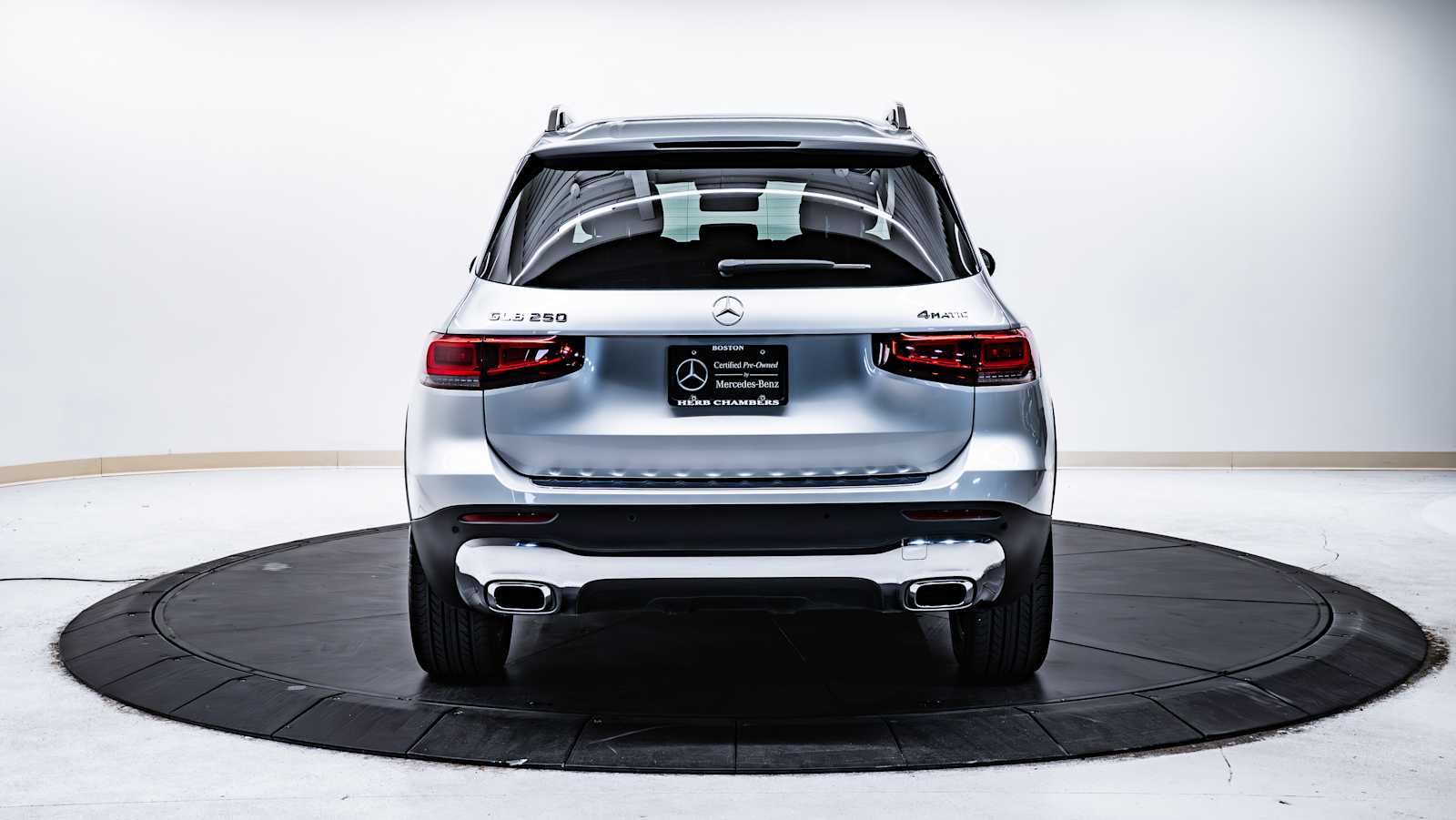 used 2022 Mercedes-Benz GLB 250 car, priced at $34,798
