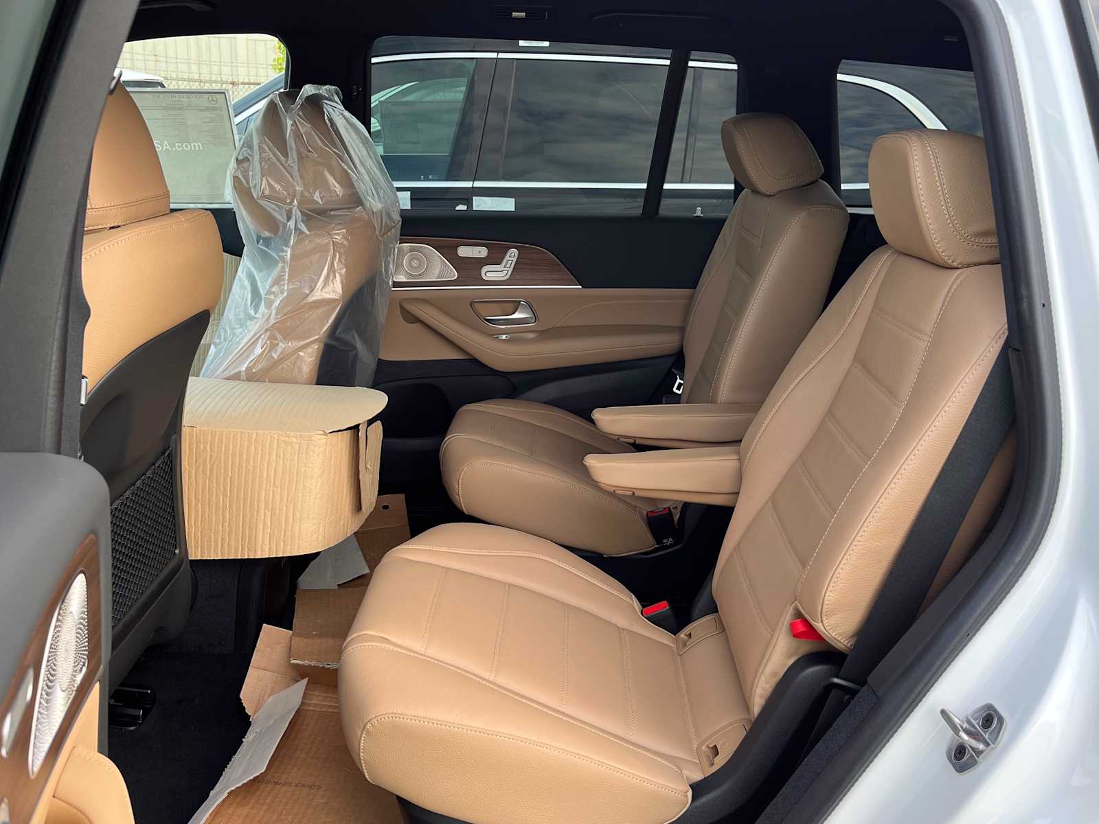 new 2025 Mercedes-Benz GLS 450 car