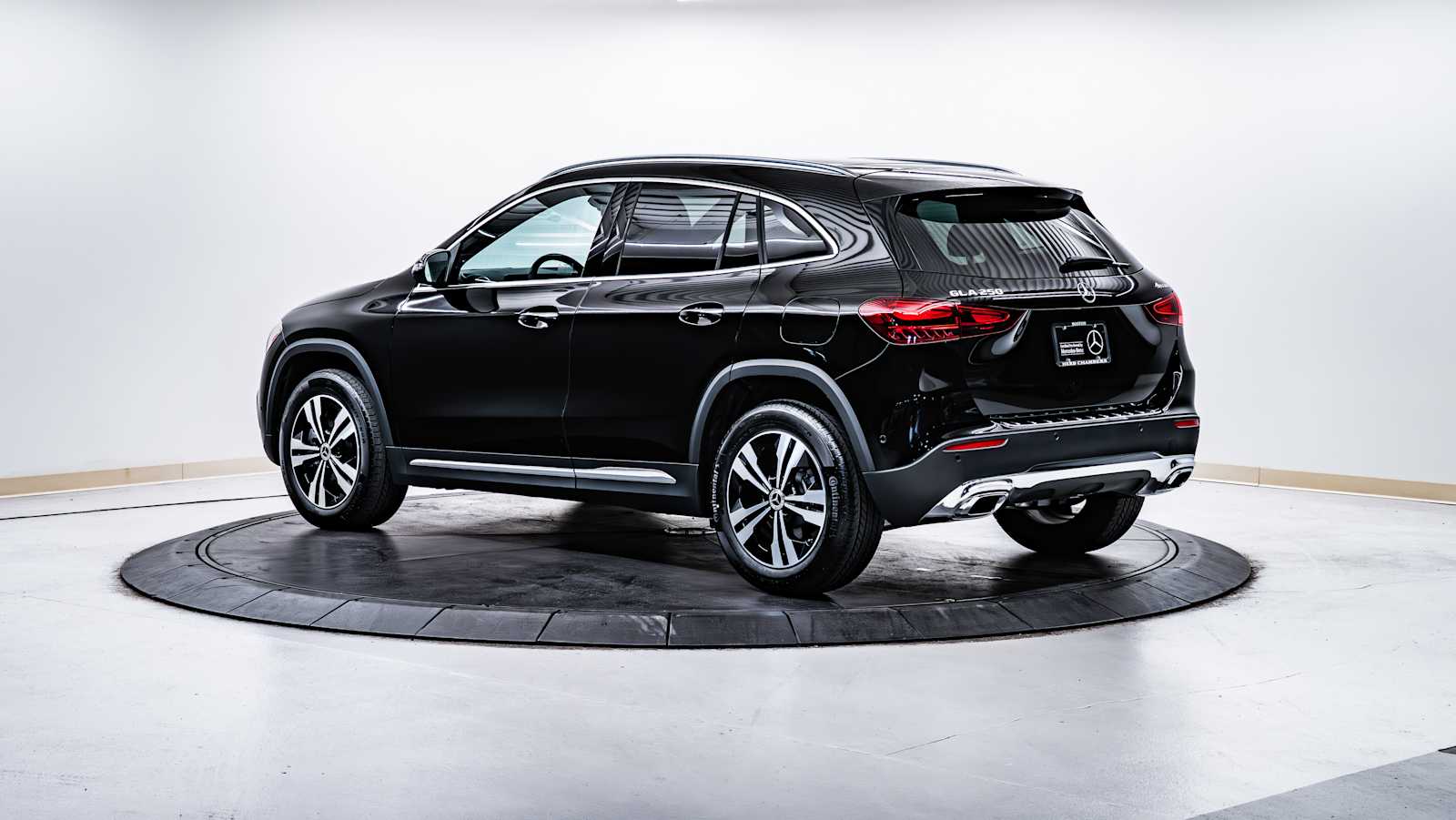 used 2025 Mercedes-Benz GLA 250 car, priced at $43,498