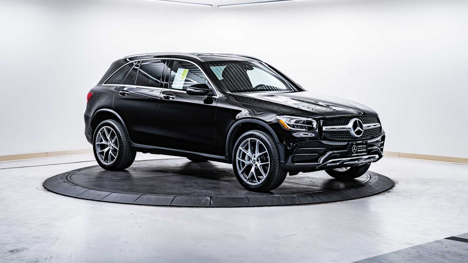 used 2022 Mercedes-Benz GLC 300 car, priced at $35,998